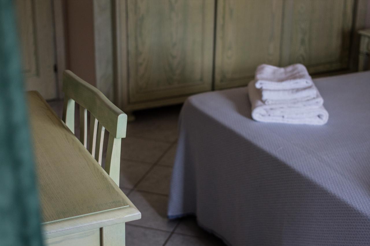 Hotel Villa Del Mare Sìnnai 部屋 写真